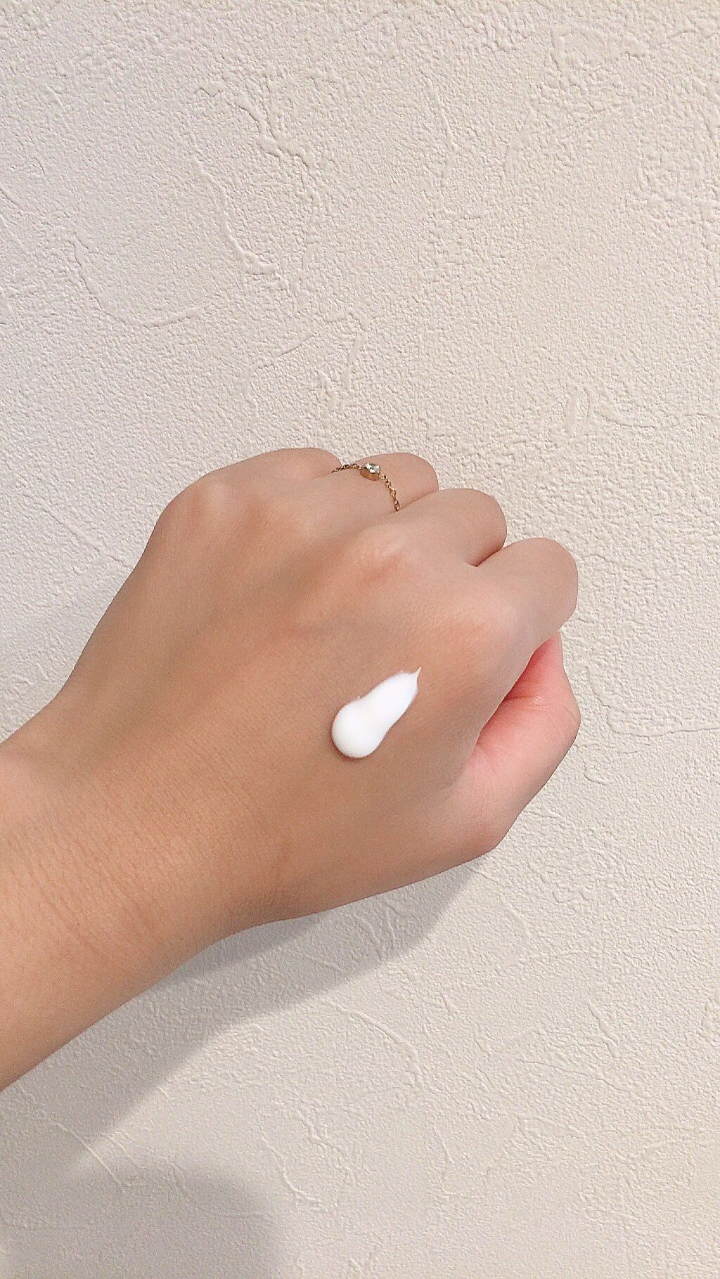 ハンドベール ウィルフリーリッチミルク/メンソレータム/ハンドクリームを使ったクチコミ（3枚目）