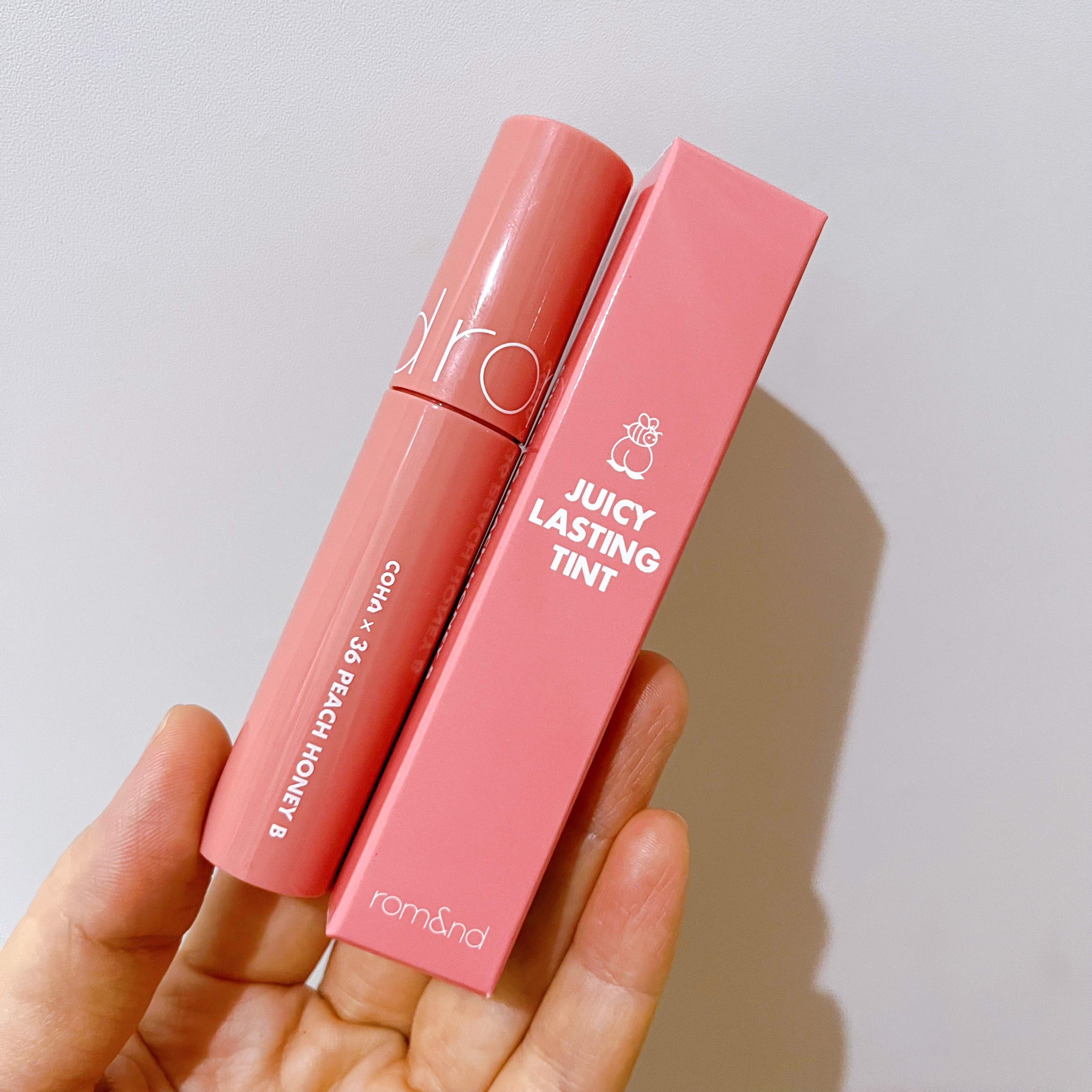 ジューシーラスティングティント/rom&nd/リップティントを使ったクチコミ（1枚目）