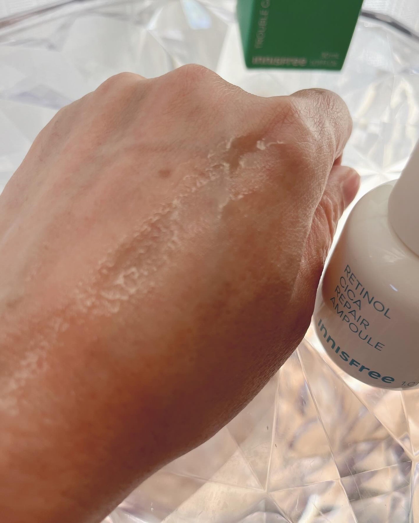 レチノール シカ リペア セラム/innisfree/美容液を使ったクチコミ(3枚目)