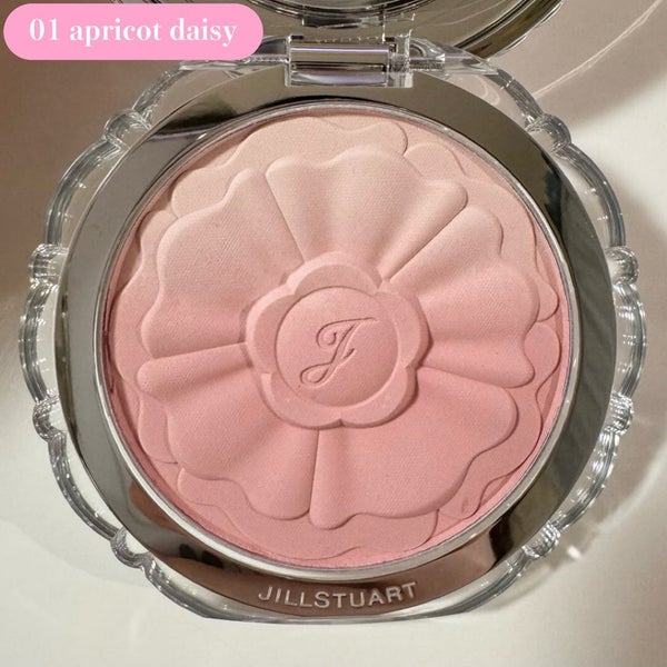 ジルスチュアート パステルペタル ブラッシュ/JILL STUART/パウダーチーク by shio🧂フォロバ