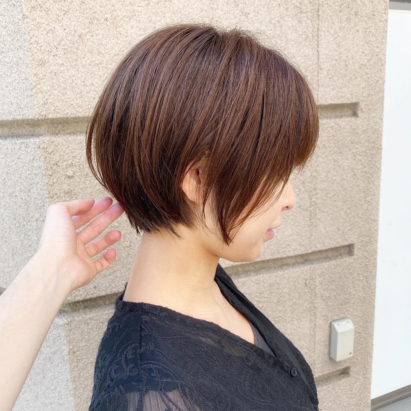 lond soleil 山本樹理 on LIPS 「切ったら変わるショートスタイル6選✨#池袋でも可愛くなれるショ..」(7枚目)