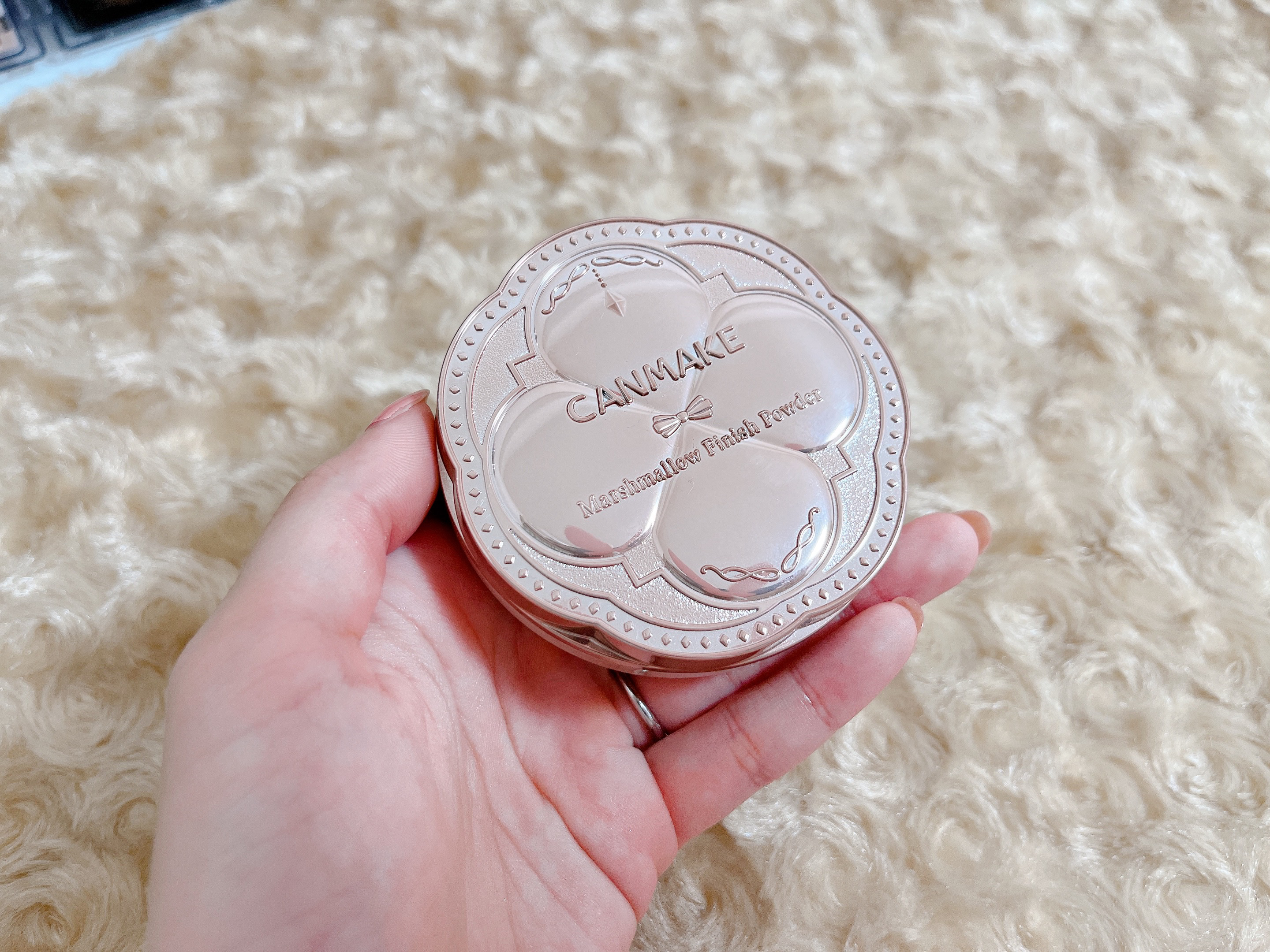 マシュマロフィニッシュパウダー MI マットアイボリーオークル（新パッケージ）/キャンメイク/プレストパウダーを使ったクチコミ（2枚目）