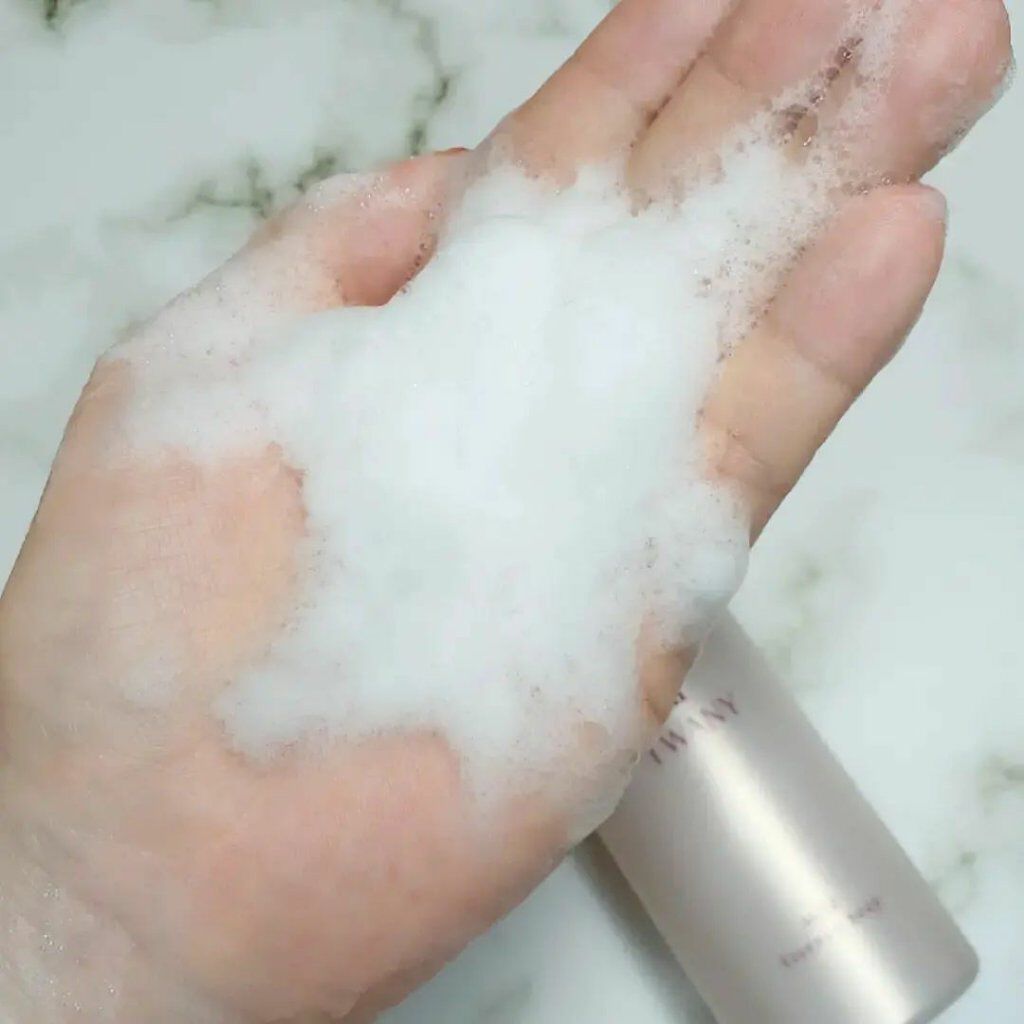 マイルドエッセンスソープ/TWANY/洗顔フォームを使ったクチコミ(5枚目)