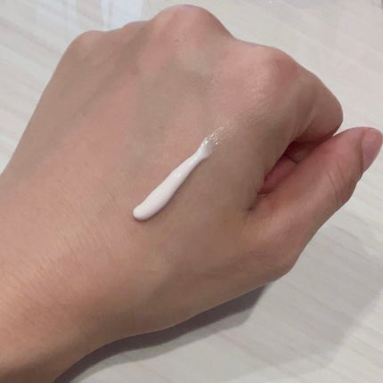 ニベアUV ディープ プロテクト&ケア トーンアップ エッセンス/ニベア/日焼け止めローションを使ったクチコミ(3枚目)