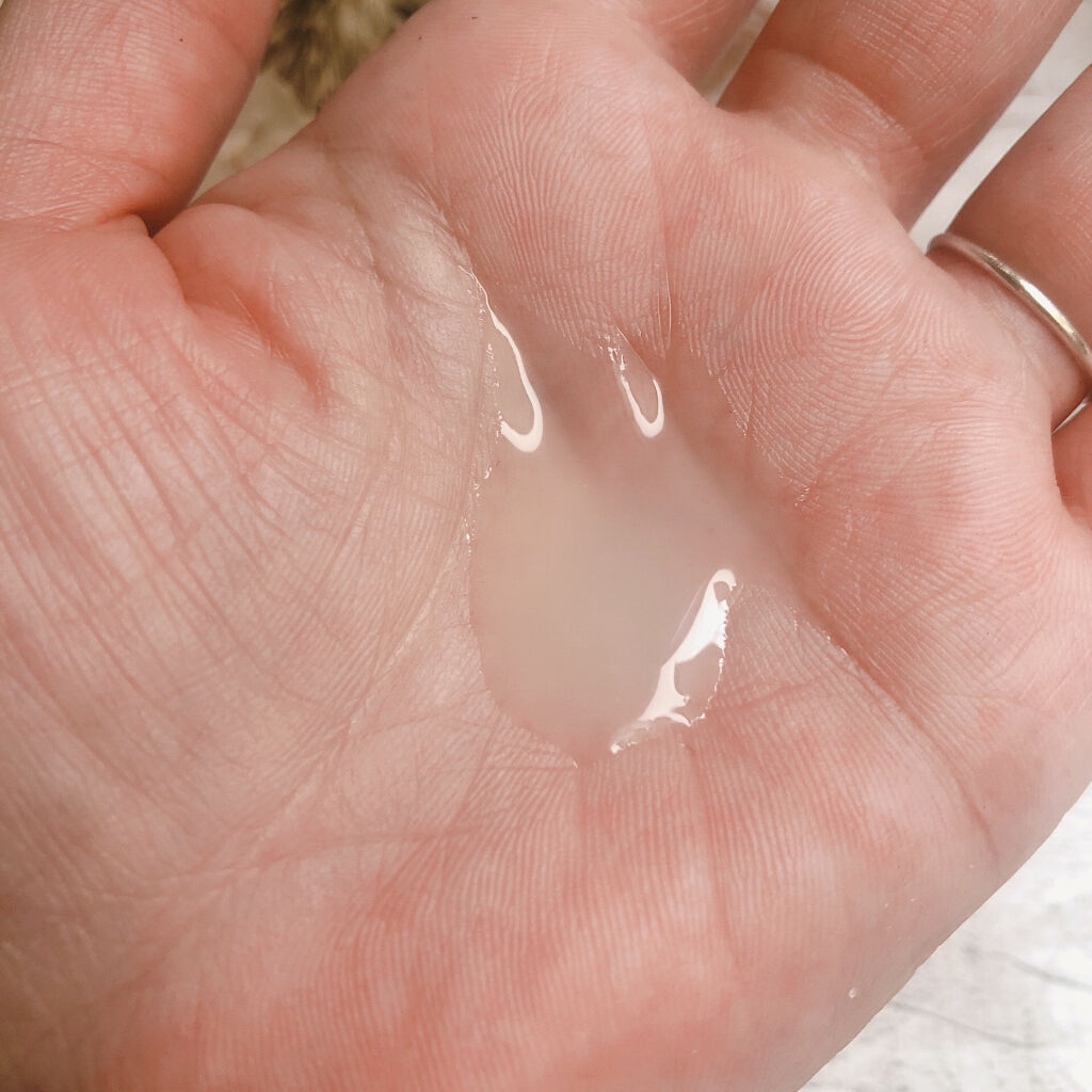 極潤α ハリ乳液 140ml（ボトル）/肌ラボ/乳液を使ったクチコミ（2枚目）