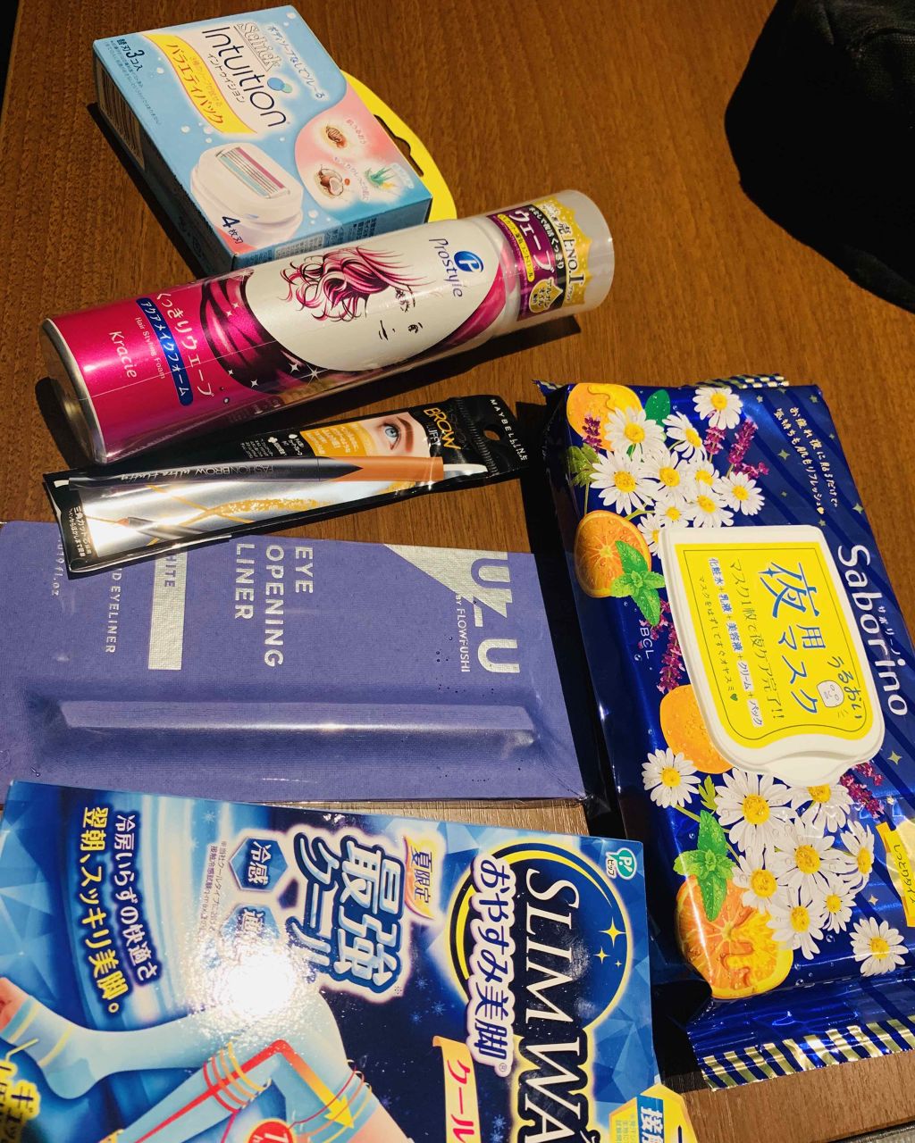 彩夏(あやなつ) on LIPS 「2019/05/28購入品¥7751ついにUZUliner買っ..」(1枚目)