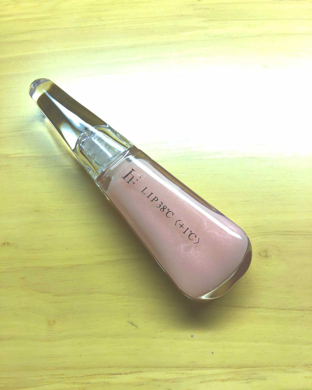 38°C / 99°F リップトリートメント (リップ美容液)/UZU BY FLOWFUSHI/リップケアを使ったクチコミ（1枚目）