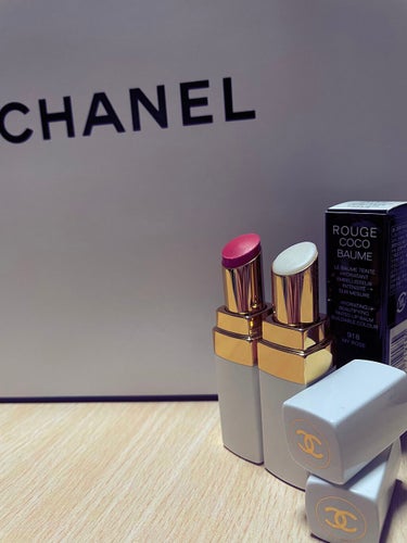 【使った商品】
CHANEL　ルージュ ココ ボーム

【商品の特徴】
シャネルのルージュ ココ ボームです。
パッケージがホワイトで本当に可愛い…！！
使わなきゃいけないリップが大量にあるにもかかわら