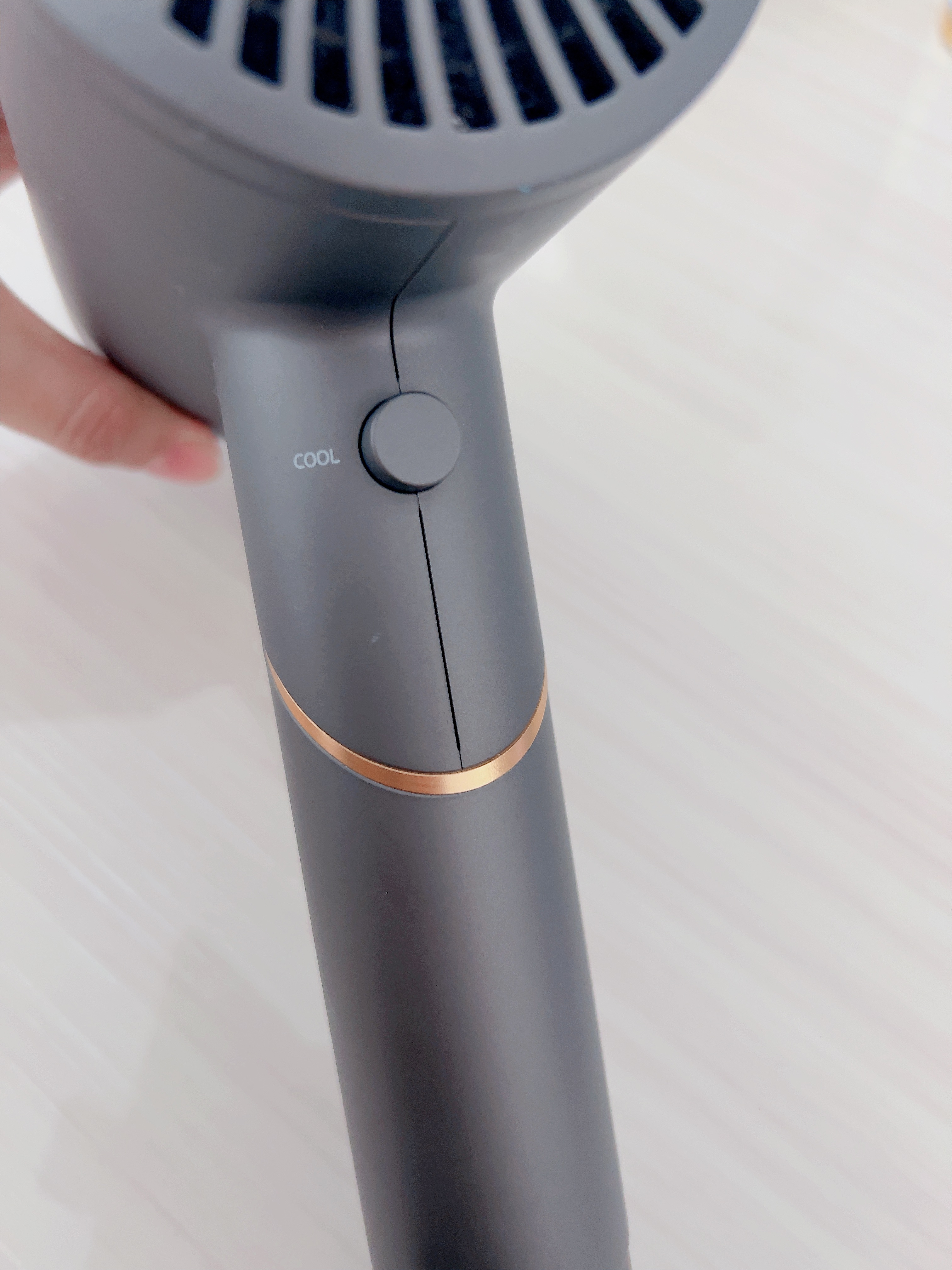 遠赤イオンドライヤーVDC-5100/VENUSiS/ドライヤーを使ったクチコミ（3枚目）