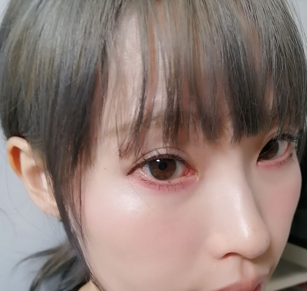 フレッシュグロウ ハイライター/Burberry Beauty/パウダーハイライトを使ったクチコミ（1枚目）