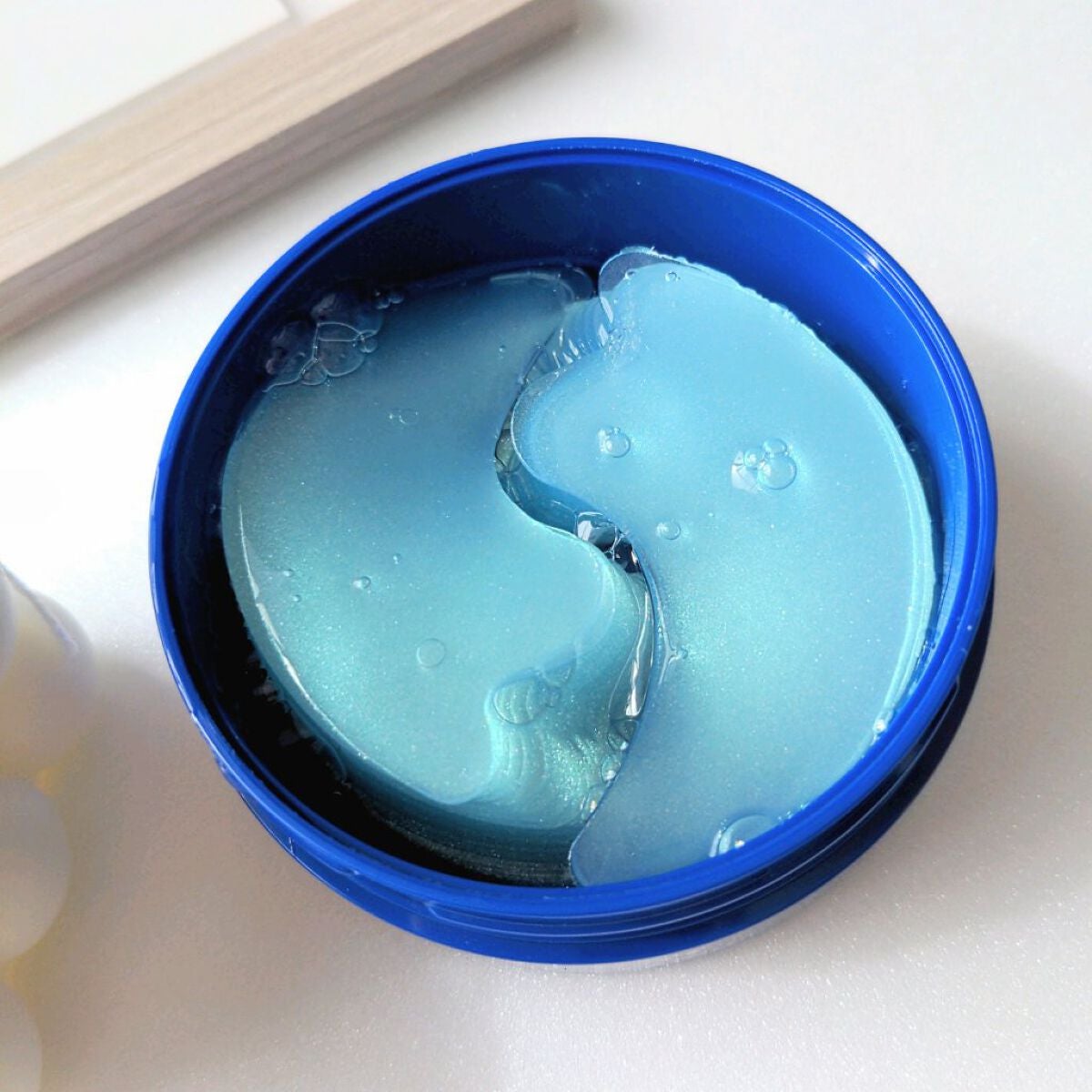 SNP 海ツバメの巣 アクアアイパッチ/SNP/アイケア・アイクリームを使ったクチコミ(3枚目)