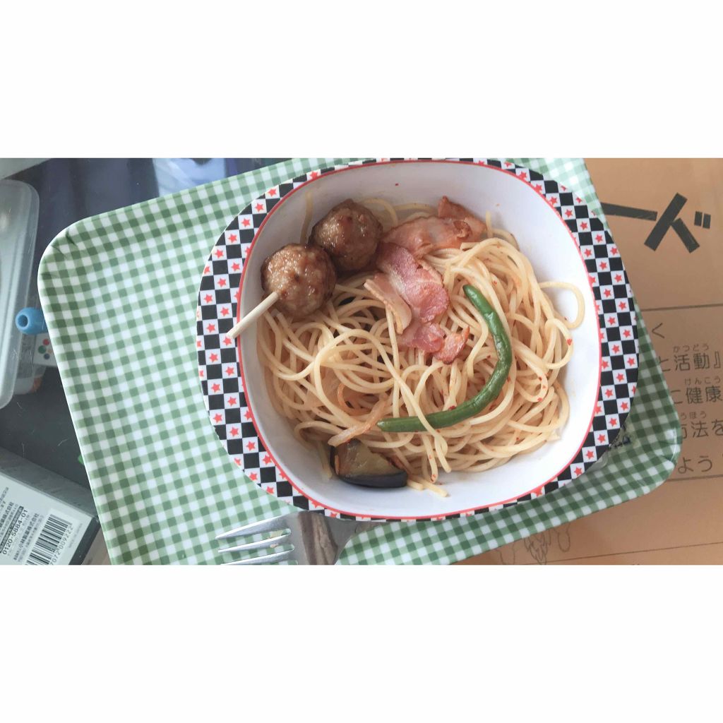 あおば on LIPS 「今日親オレオ買ってきてくれて誘惑に負けて食べてしまいました😭🌀..」(3枚目)