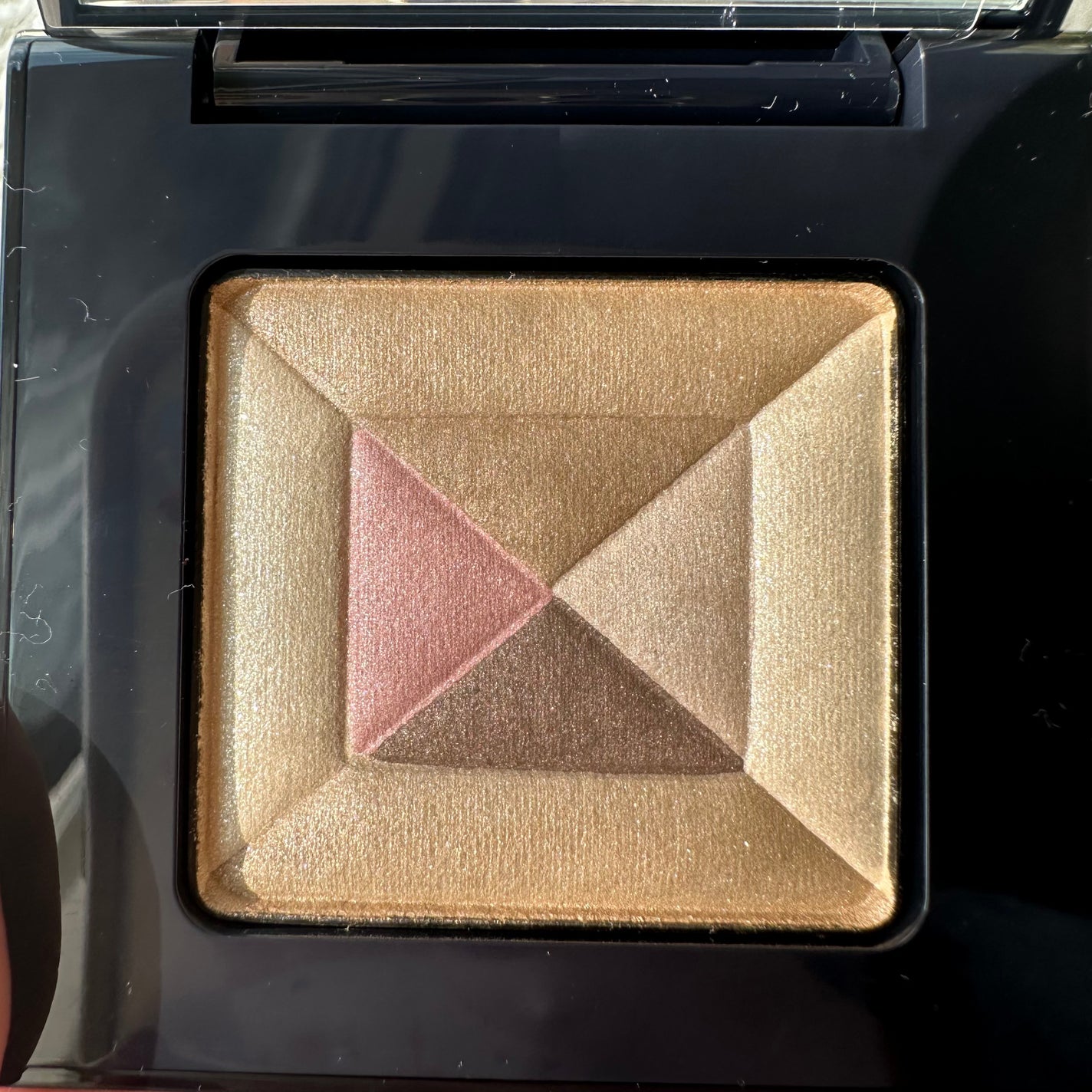 コンスピキュアス ネイルカラー /Amplitude/マニキュアを使ったクチコミ(2枚目)