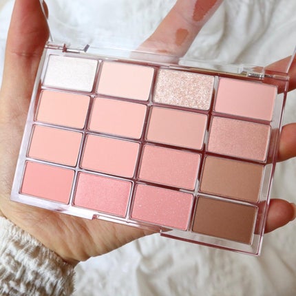 ソフトブラーリングアイパレット/wakemake/アイシャドウパレットを使ったクチコミ(3枚目)