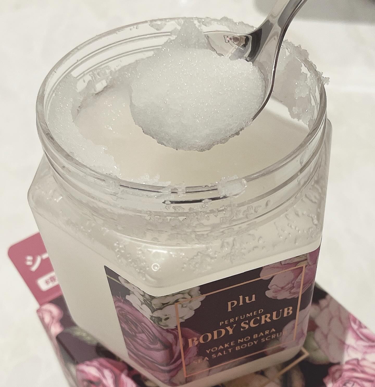 オリジナルボディスクラブ ホワイトムスク/plu/ボディスクラブを使ったクチコミ（3枚目）