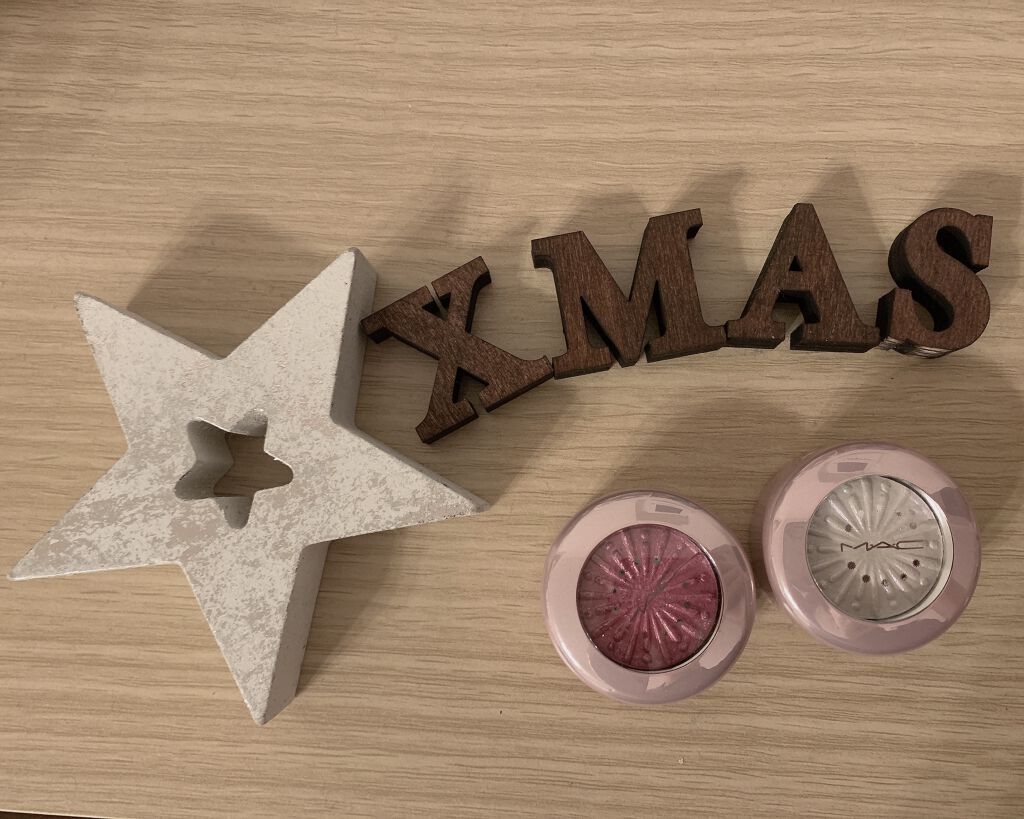 エクストラ ディメンション フォイル アイシャドウ M·A·C フロステッド ファイヤーワーク/M・A・C/単色アイシャドウを使ったクチコミ（1枚目）