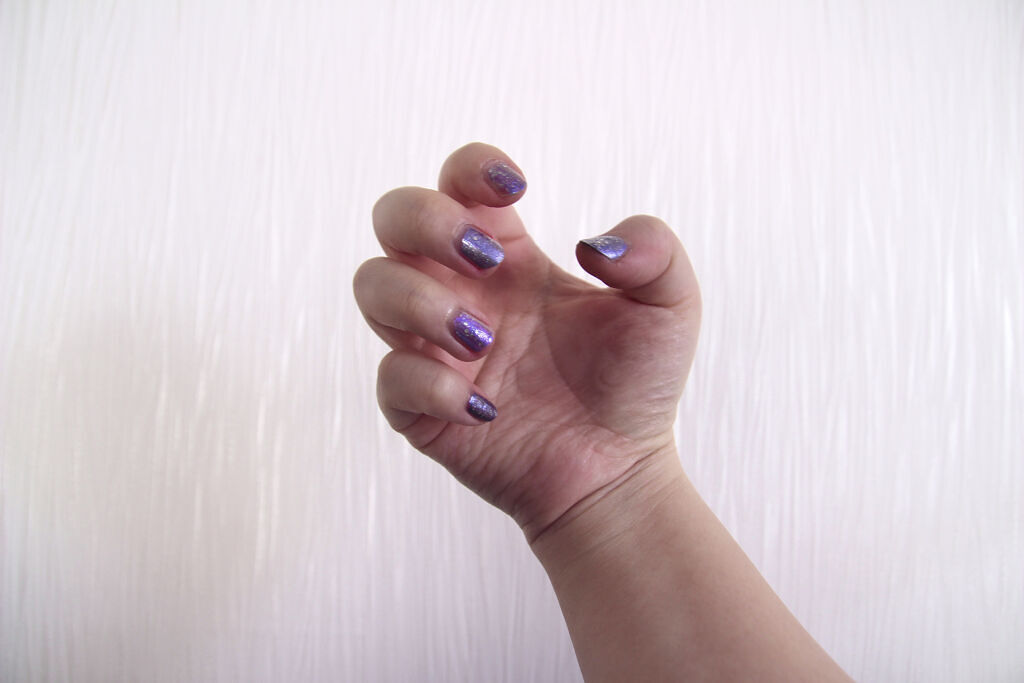 ネイルホリック リミテッドカラー COSMIC JOURNEY/ネイルホリック/マニキュアを使ったクチコミ（3枚目）