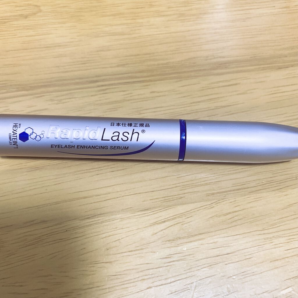 #私の上半期ベスコス2021 

ラピッドラッシュ　まつげ美容液

色素沈着しないまつげ美容液を探していたところ出会いました！
夜だけ上下まつげの根本に塗っています。
数週間でまつげが伸び、抜けにくくなったのを感じました。
使い続けたいと思