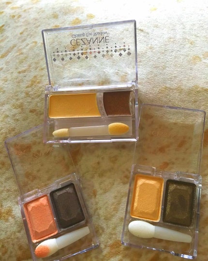 ツーカラー アイシャドウ ラメシリーズ/CEZANNE/アイシャドウパレットを使ったクチコミ(2枚目)