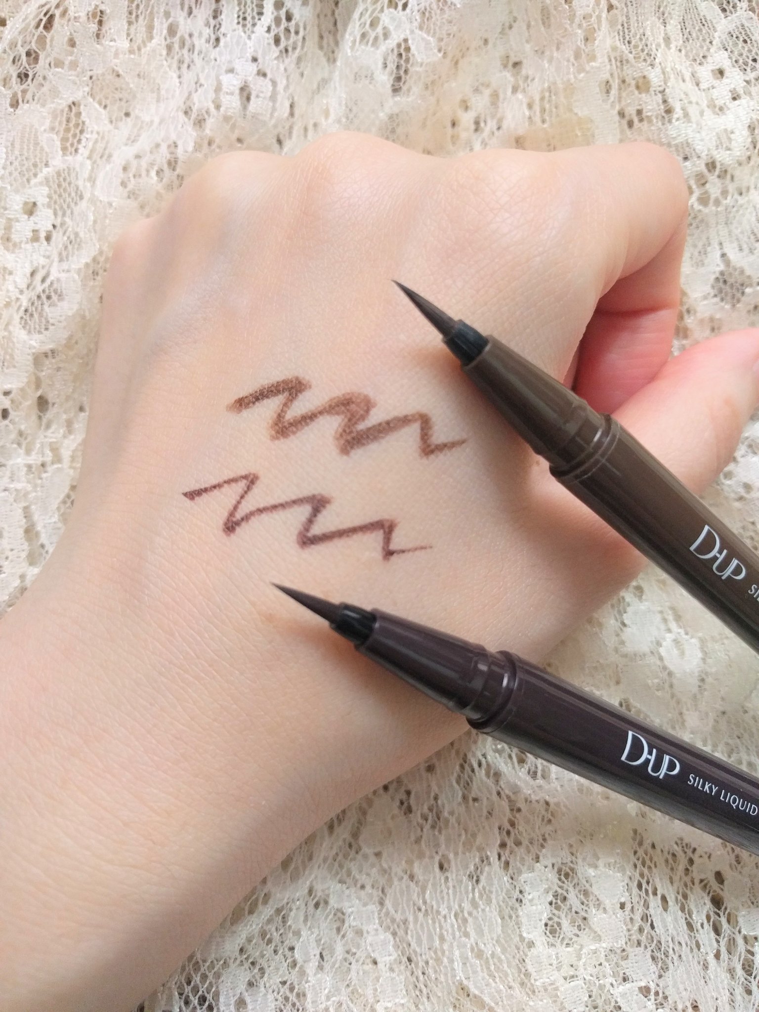 シルキーリキッドアイライナーWP/D-UP/リキッドアイライナーを使ったクチコミ（3枚目）