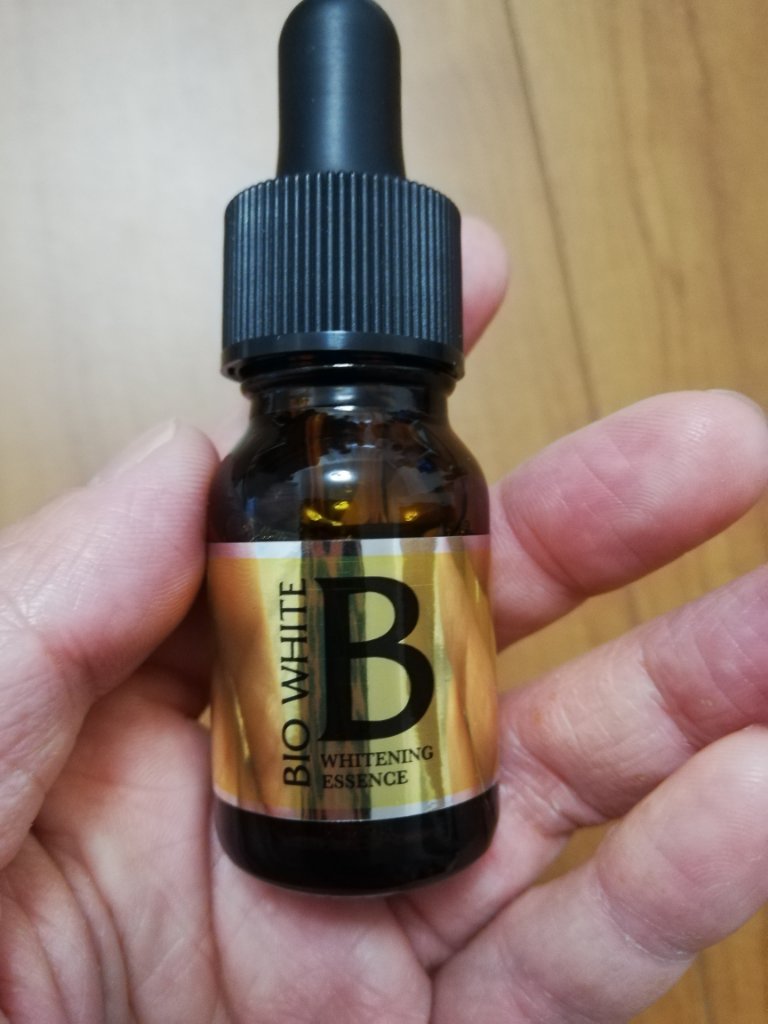 エビス ビーホワイト/EBiS化粧品/美容液を使ったクチコミ（2枚目）