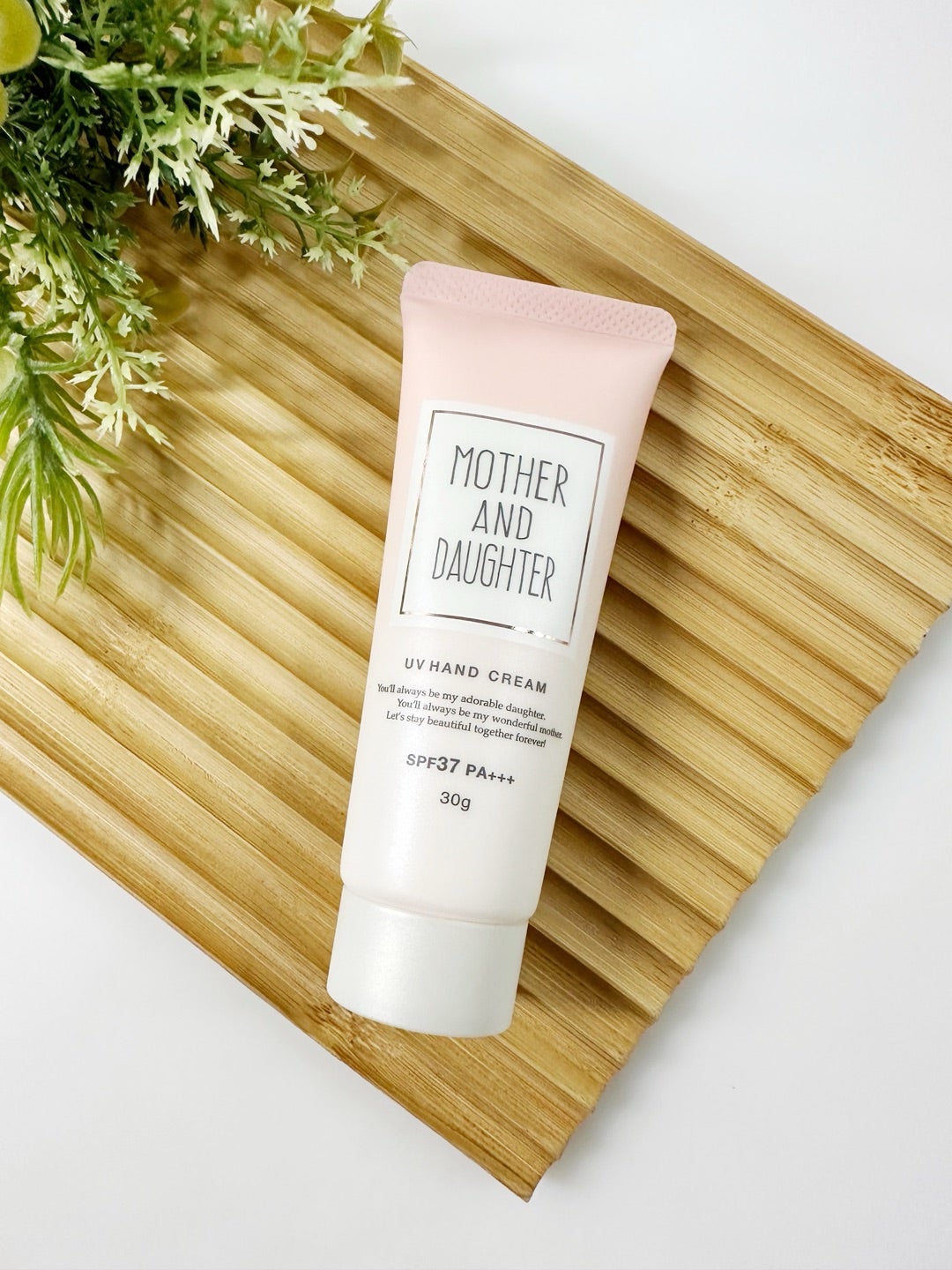 UVハンドクリームN SPF37 PA+++/Mother&Daughter/ハンドクリームを使ったクチコミ（1枚目）