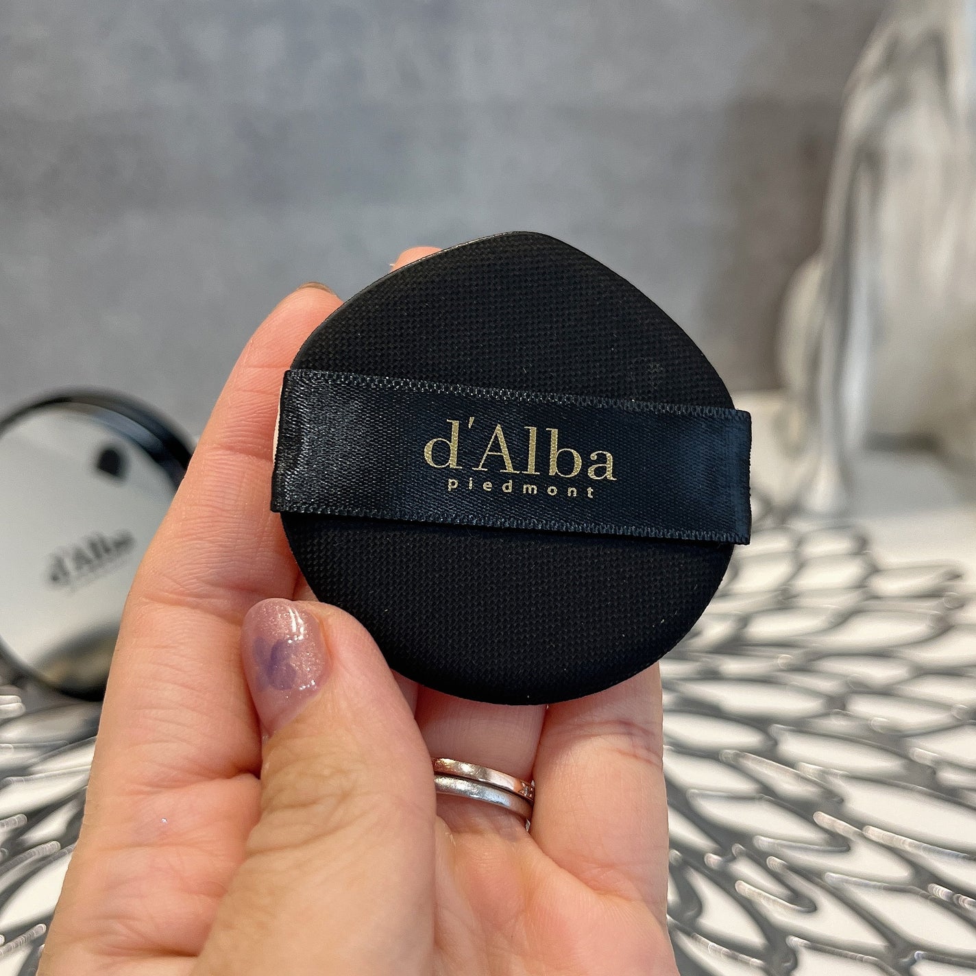 グロウフィットセラムカバークッション/ダルバ/クッションファンデーションを使ったクチコミ(3枚目)