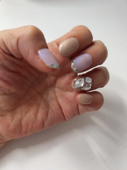 ひふみレイキ💫フォロバ♾️ on LIPS 「#秋の自分磨きレシピ花嫁の母ネイルはサムシングブルー🩵娘の結婚..」(2枚目)