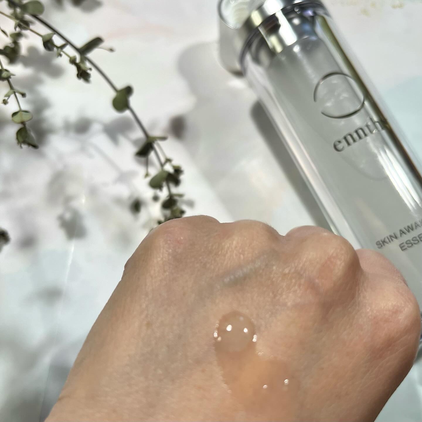 スキンアウェイクニングエッセンス/ennthy/美容液を使ったクチコミ（2枚目）