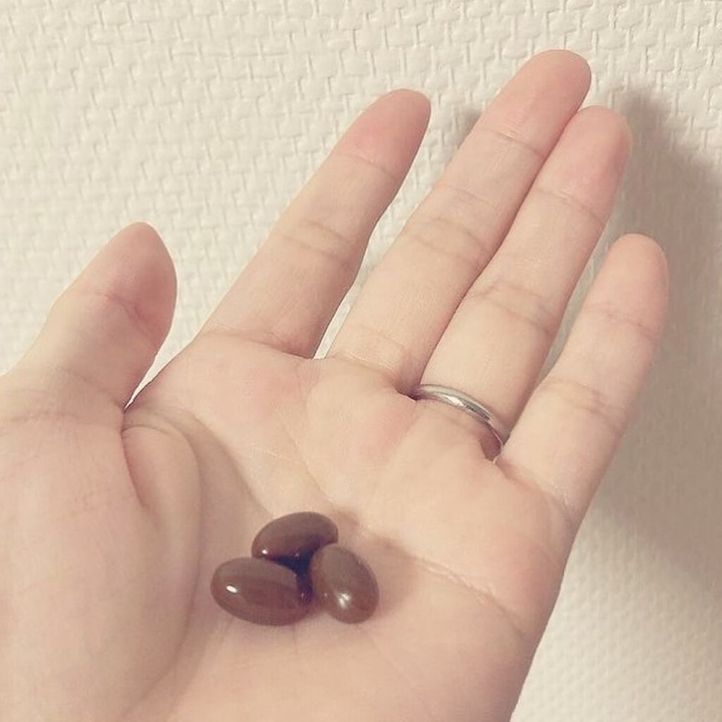 WHITE CERAMIDE ASTAPLUS/B/H COLLECT/美容サプリメントを使ったクチコミ(3枚目)