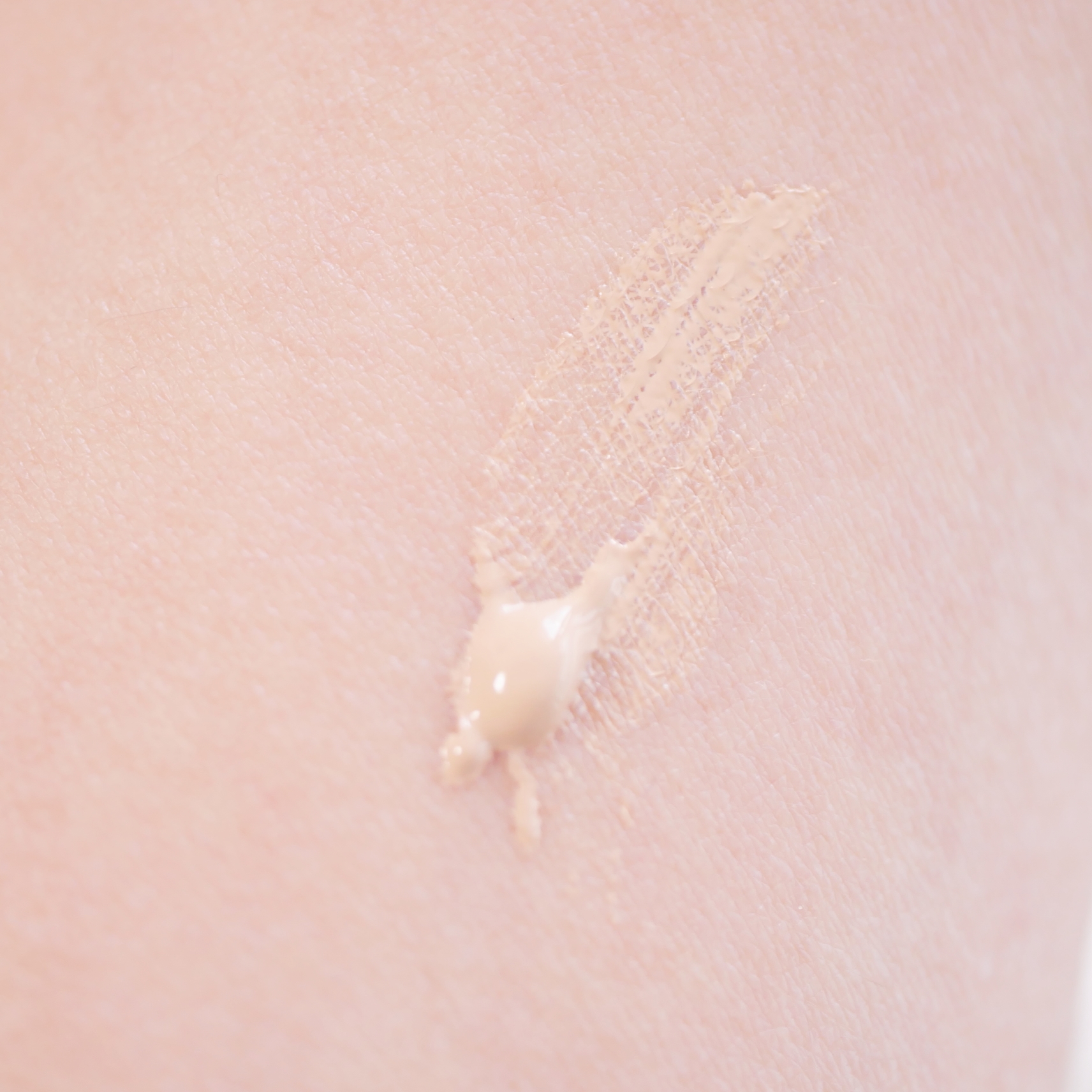 コラーゲンモイスチャースキンベース/illuN/化粧下地を使ったクチコミ（3枚目）