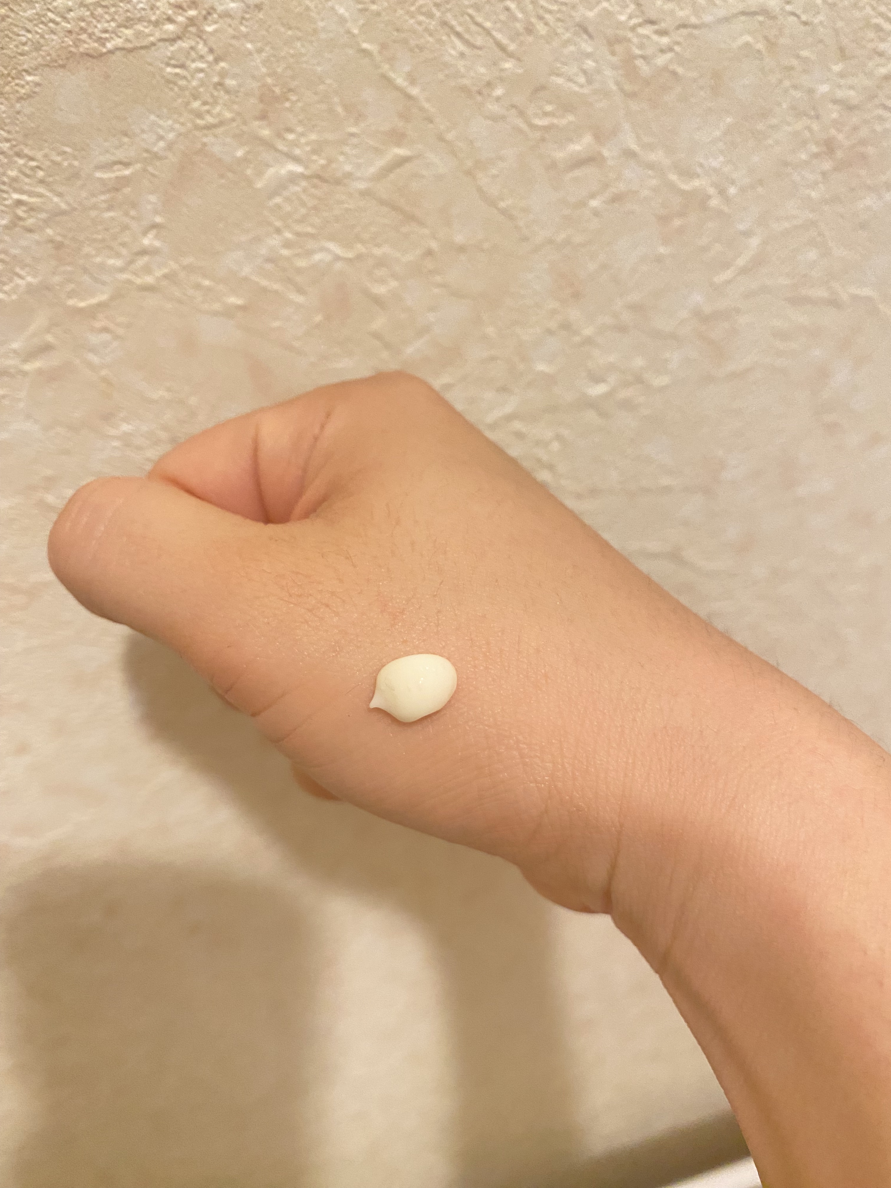 コンセントレートAエッセンス/MKMAKANE/アイケア・アイクリームを使ったクチコミ（2枚目）