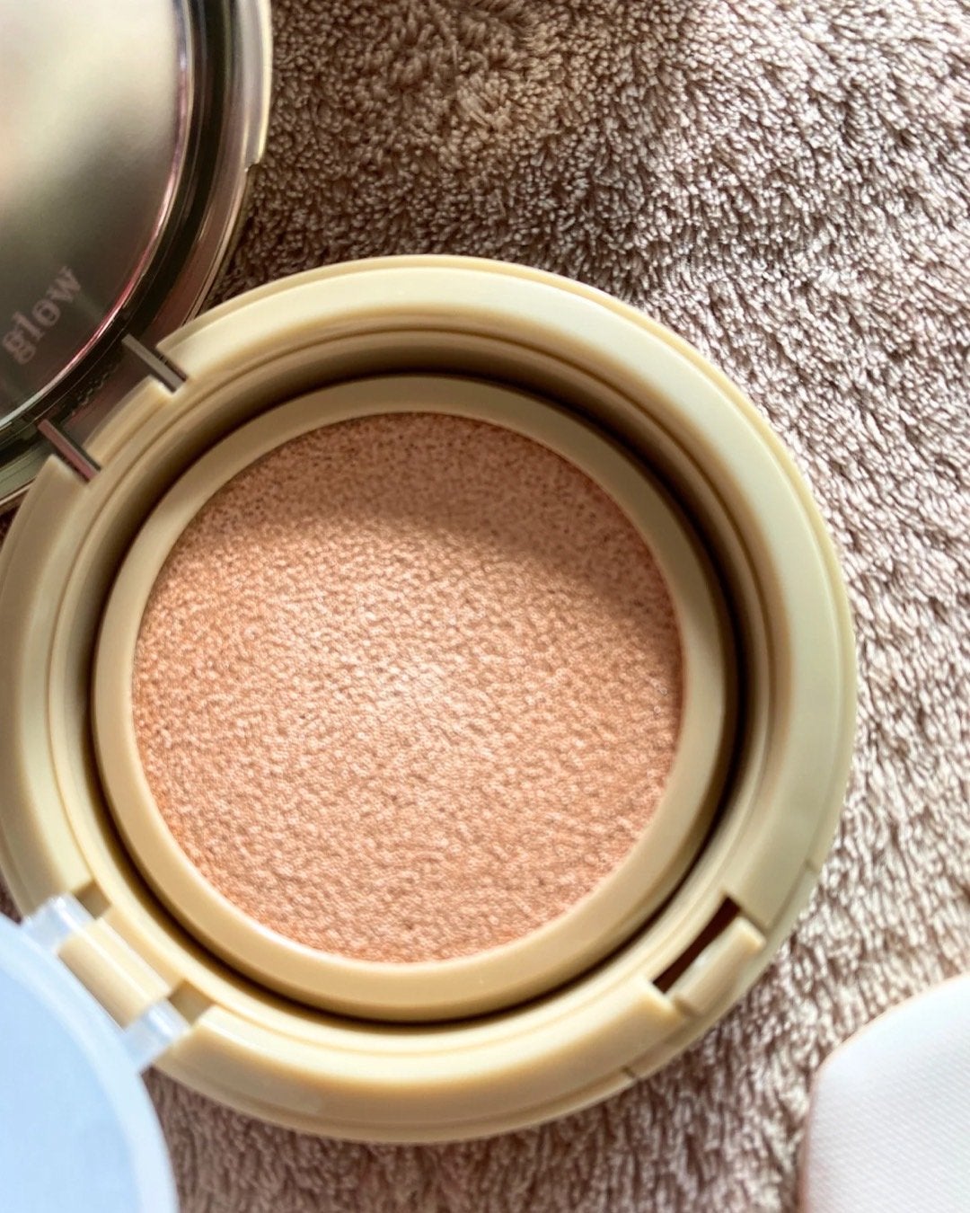 はちみつツヤ肌クッションファンデ/VELY VELY/クッションファンデーションを使ったクチコミ(5枚目)