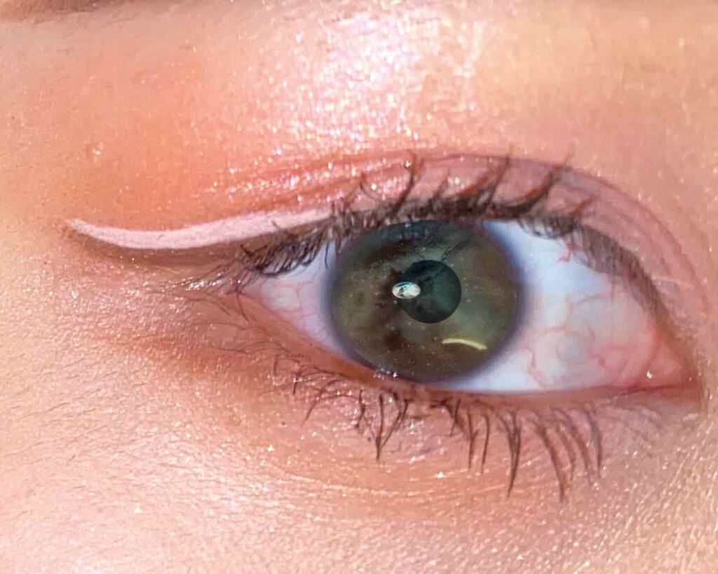 カバーパーフェクション チップコンシーラー ブライトナー/the SAEM/リキッドコンシーラーを使ったクチコミ（2枚目）