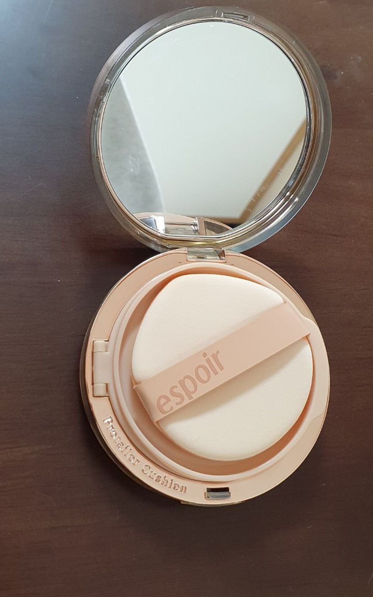 プロテーラービーグロウクッション ニュークラス 21 アイボリー/espoir/クッションファンデーションを使ったクチコミ（2枚目）