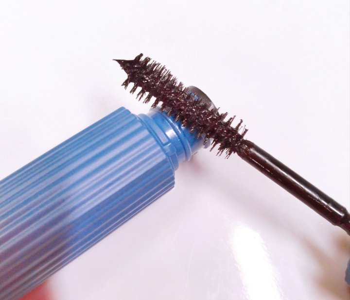 ウルトラ WP マスカラ(ボリューム)/FASIO/マスカラを使ったクチコミ（2枚目）