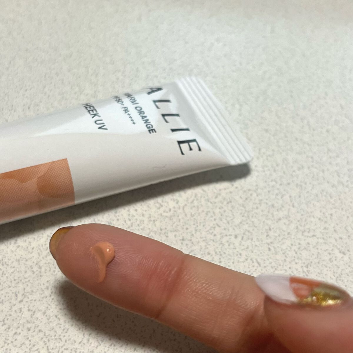 クロノビューティ カラーオンUV/アリィー/日焼け止めクリームを使ったクチコミ(4枚目)