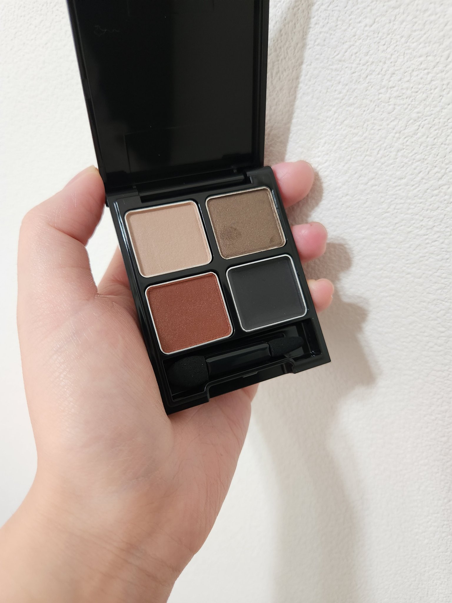 ケイト ザ アイカラー 064 グレイッシュブラウン/KATE/単色アイシャドウを使ったクチコミ（1枚目）