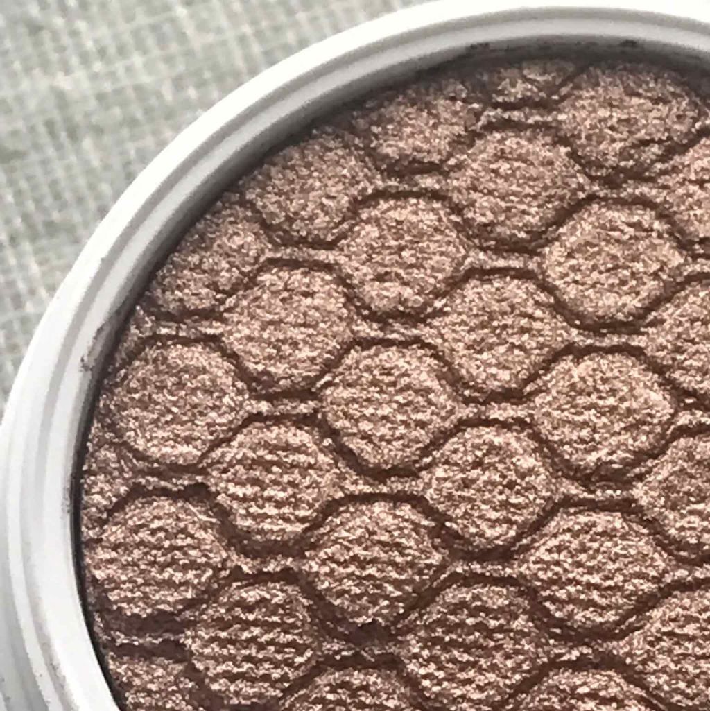 Super Shock Shadow/ColourPop/単色アイシャドウを使ったクチコミ(1枚目)