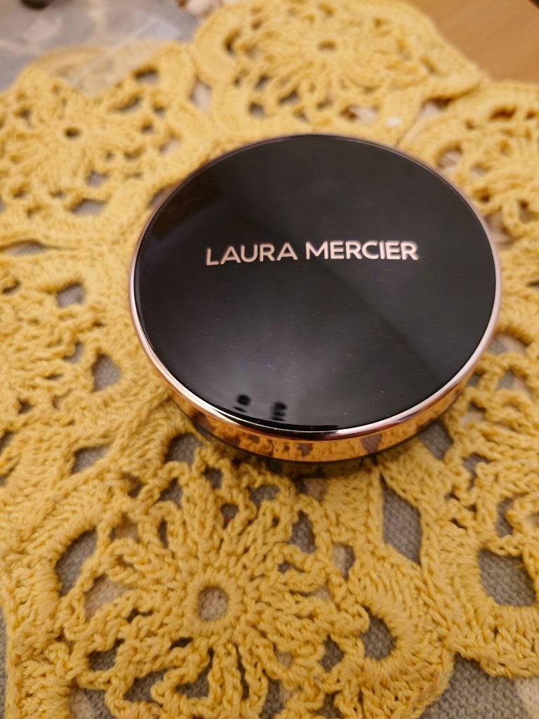 フローレス ルミエール ラディアンス パーフェクティング トーンアップ クッション/ローラ メルシエ/クッションファンデーションを使ったクチコミ(1枚目)