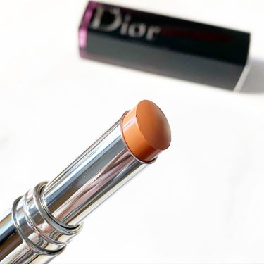 ディオール アディクト ラッカー スティック 323 ヌード デザート（生産終了）/Dior/口紅を使ったクチコミ（1枚目）