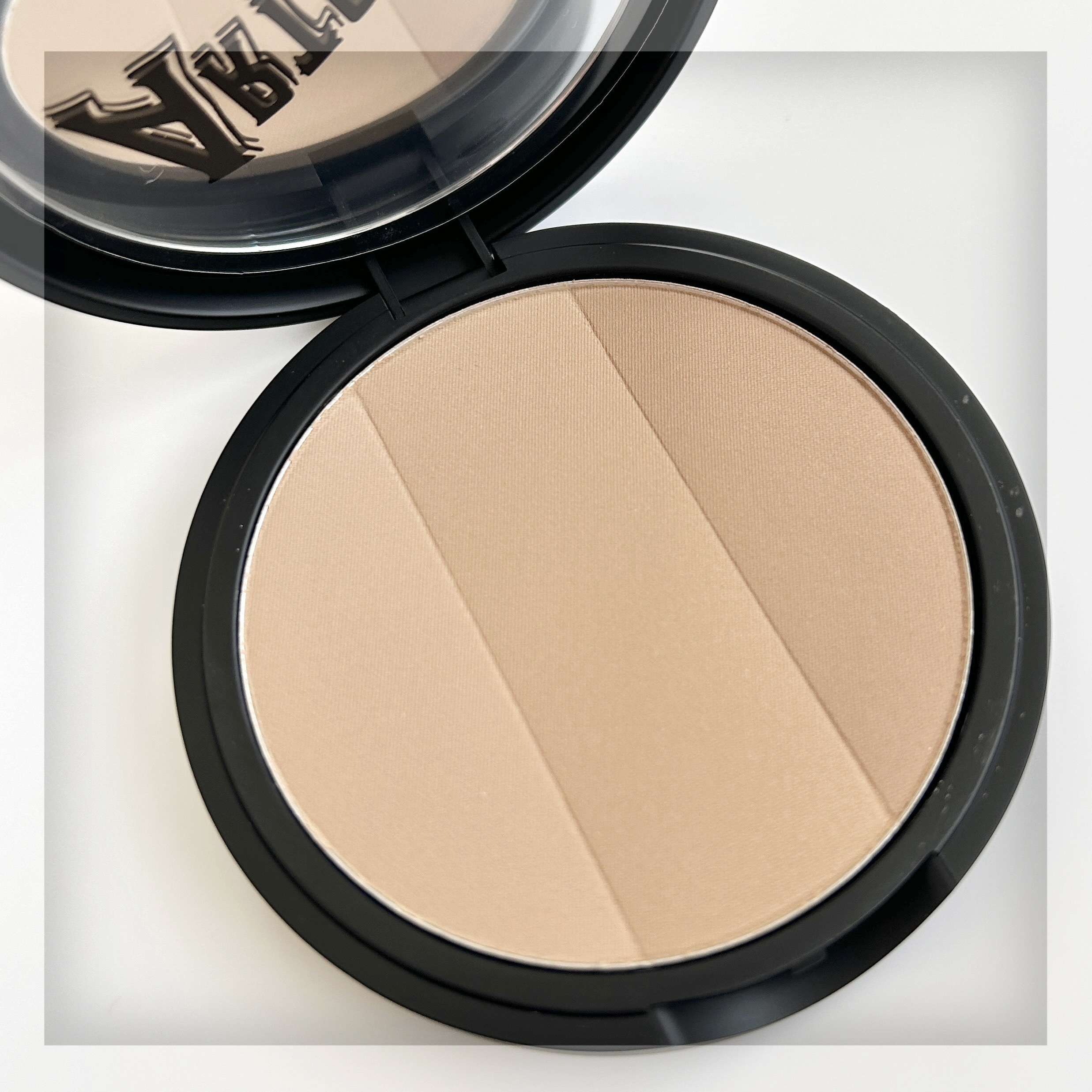 アートクラスバイロダン シェーディング 1.5 ニュートラル マスター(ブラシ付き)/too cool for school/シェーディングを使ったクチコミ（2枚目）