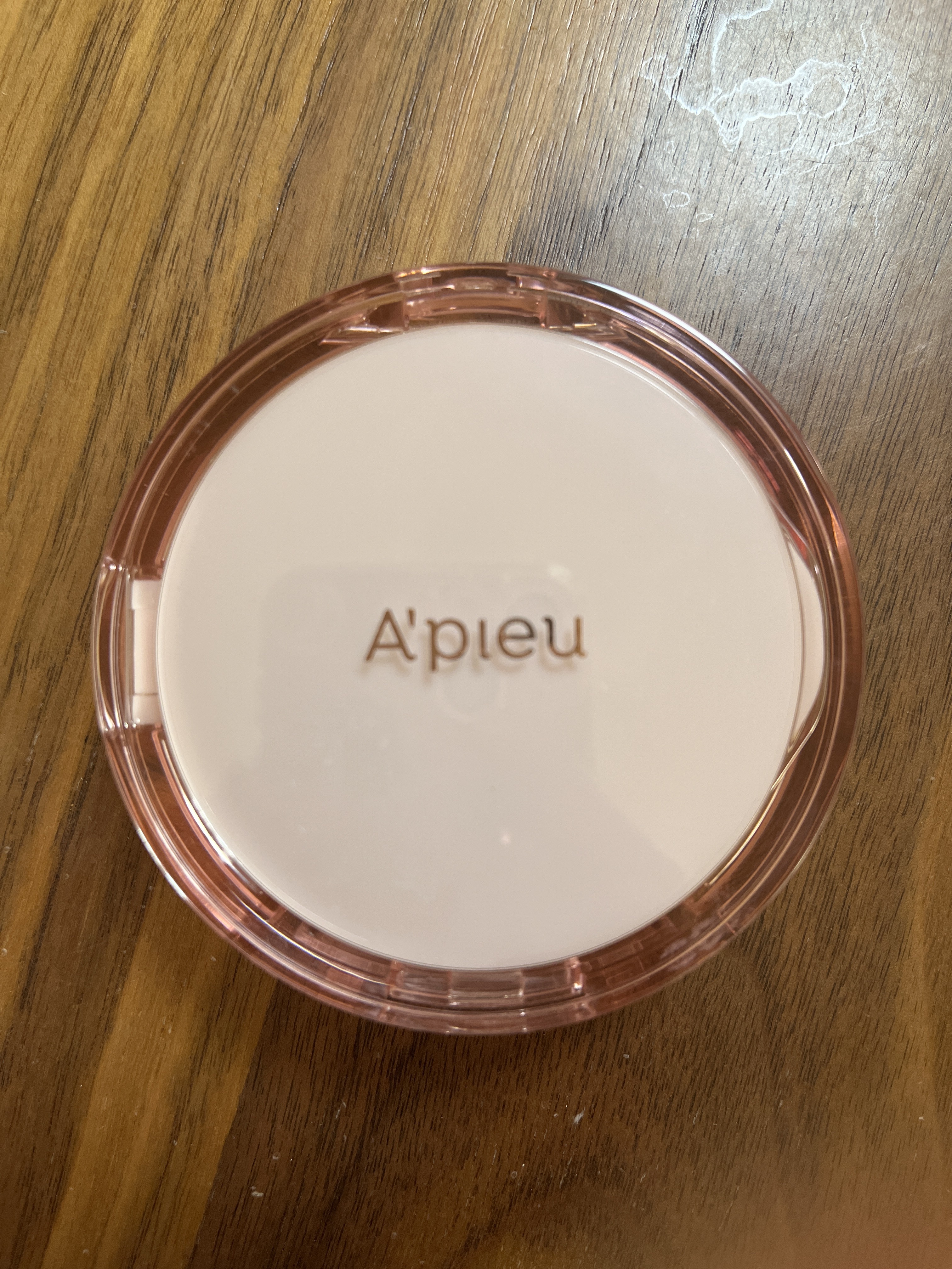 スキンケア ウォーターロッククッション　 No.23 自然な肌色/A’pieu/クッションファンデーションを使ったクチコミ（1枚目）