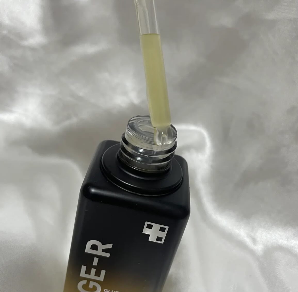 S.uzu@❀フォロバ100🫥 on LIPS 「#グルタチオングロウアンプル..」(2枚目)