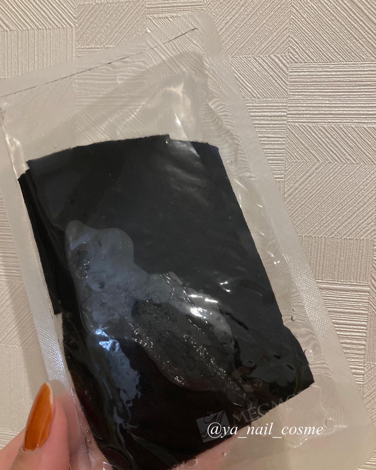 黒金フェイスマスク/MECMOR/シートマスク・パックを使ったクチコミ（2枚目）