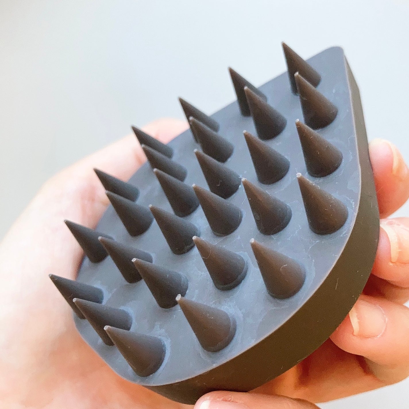 リラクシングマッサージブラシ ハード/エトヴォス/スカルプブラシを使ったクチコミ(2枚目)