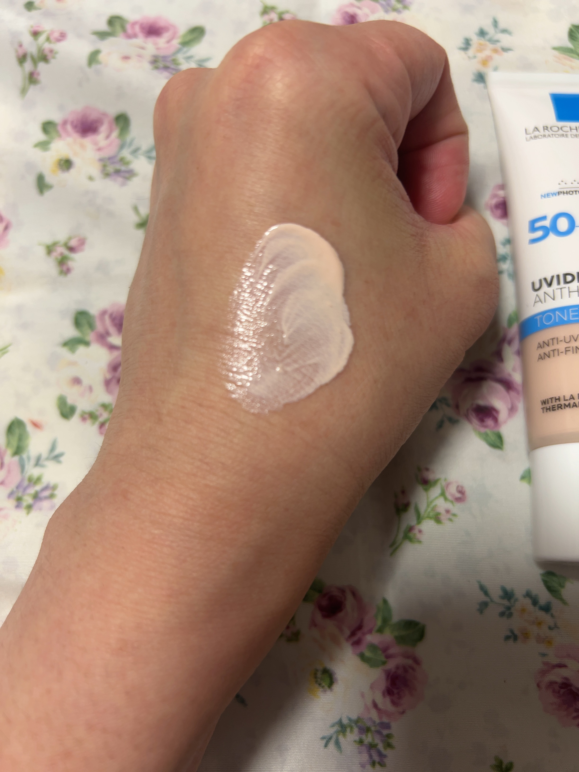 UVイデア XL プロテクショントーンアップ ローズ/ラ ロッシュ ポゼ/日焼け止めクリームを使ったクチコミ（3枚目）