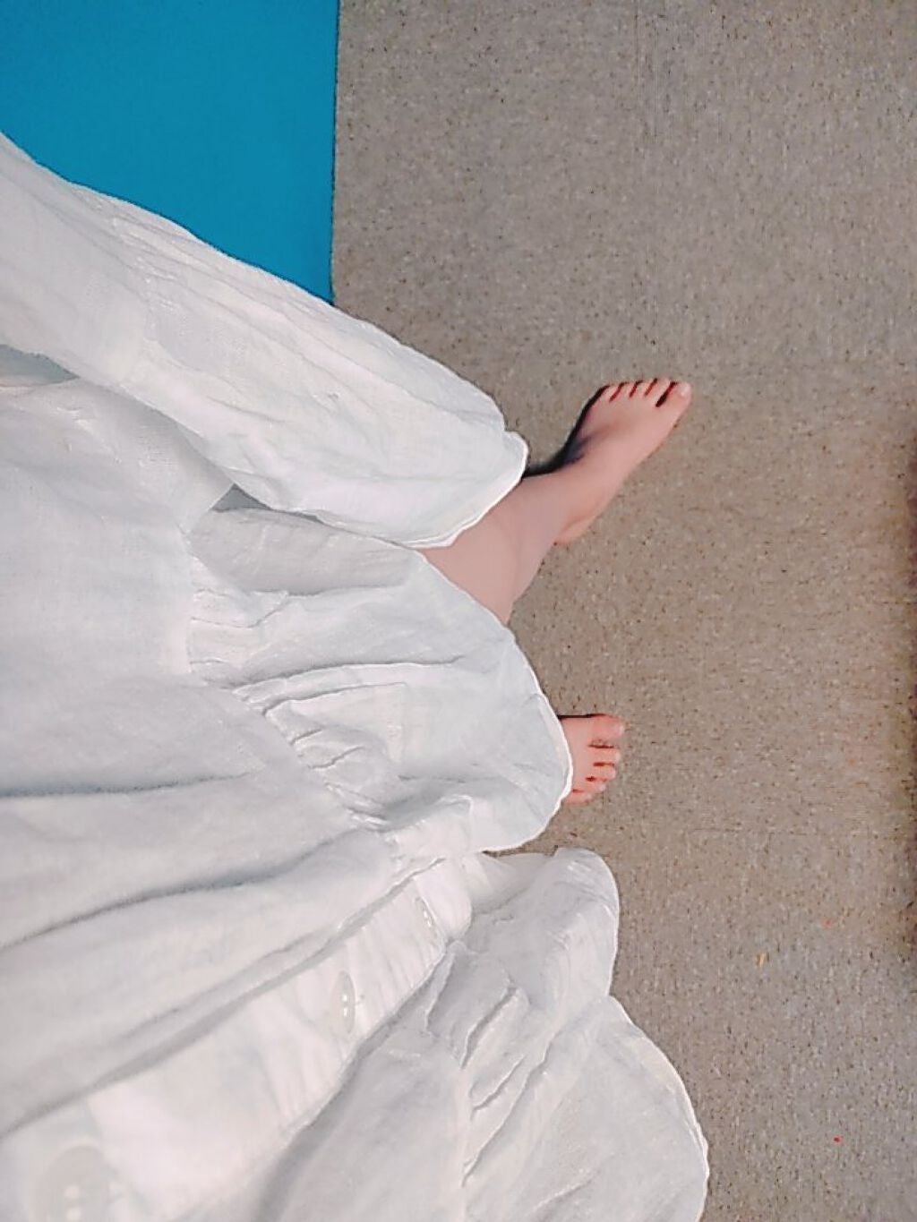 琥珀 on LIPS 「コスメじゃないけど、、、新しいふく! かわいいからかいました..」(2枚目)