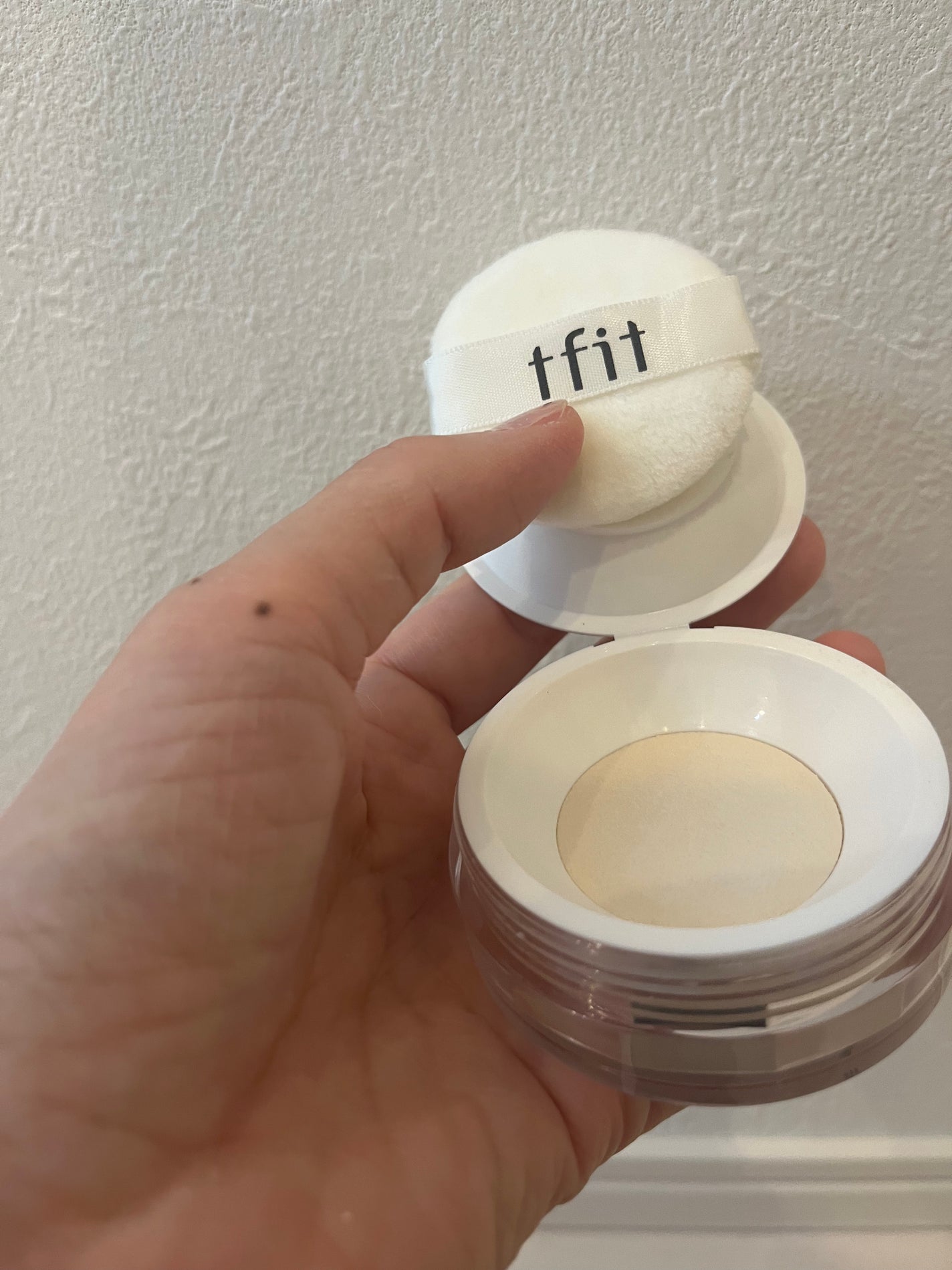 トランスルーセントセットフィニッシングパウダー/TFIT/ルースパウダーを使ったクチコミ(4枚目)