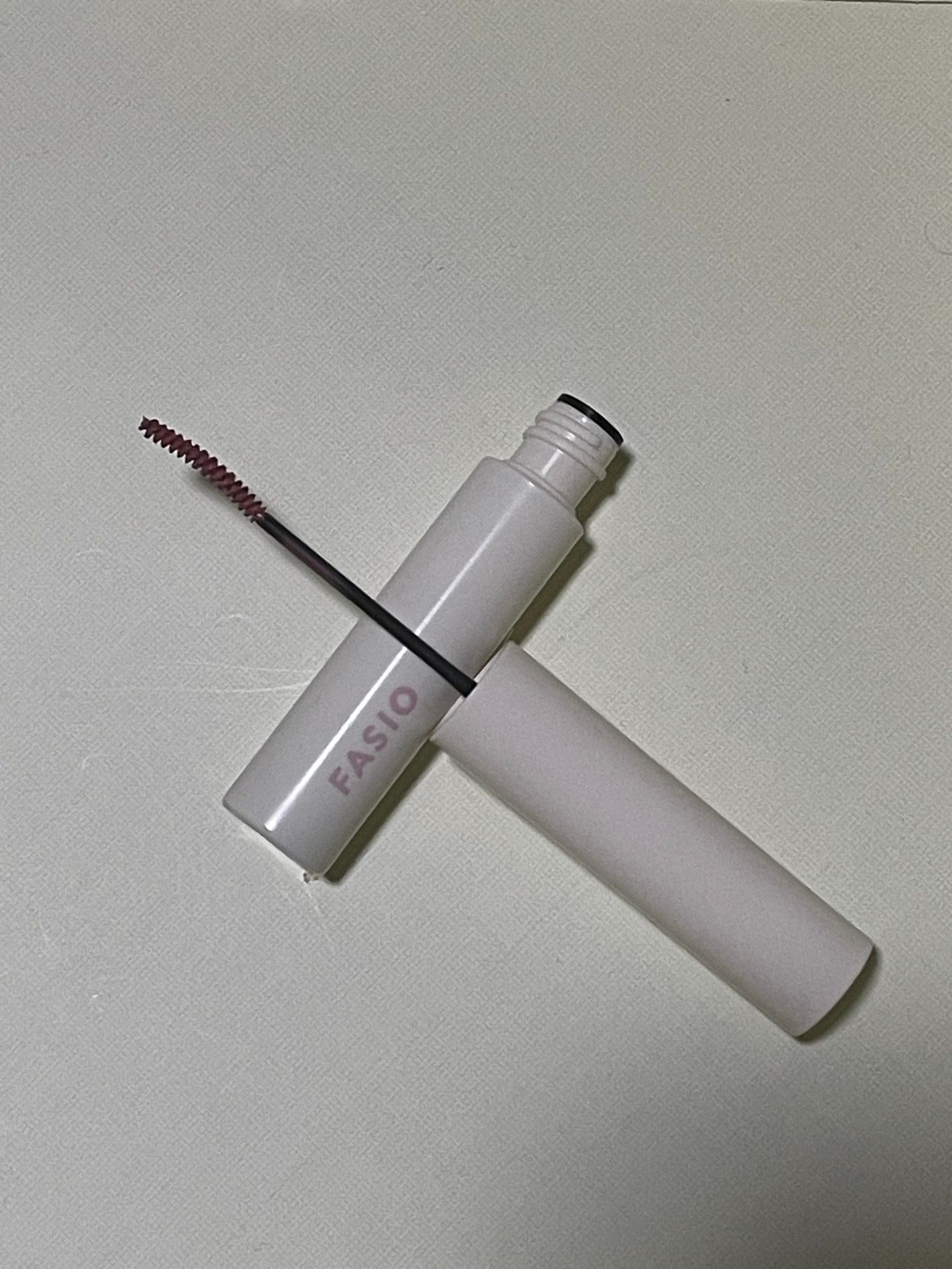 ともこ on LIPS 「FASIOさんのマスカラを、購入。☺️3色のうちのピンクに惹か..」(3枚目)